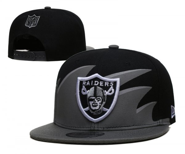 Las Vegas Raiders's black cap